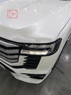 تۆیۆتا لاند کروزەر